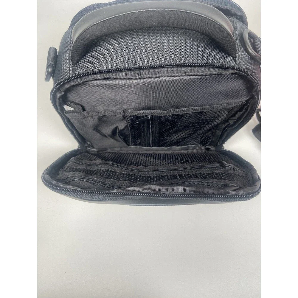 Canon DC330 DVD Camcorder Kit NTSC MegaPixel DIGIC DV II Carrying Case New